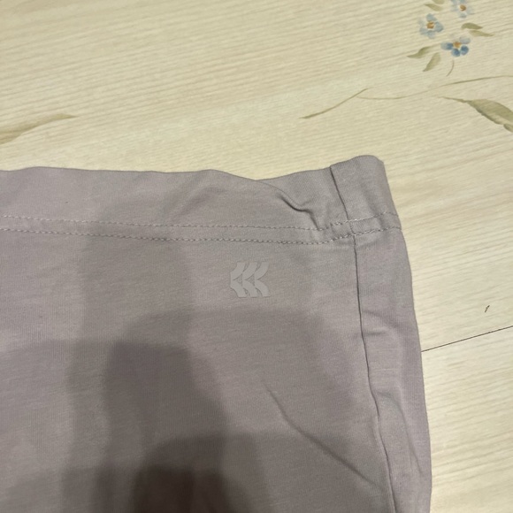 shirt - Picture 2 of 4